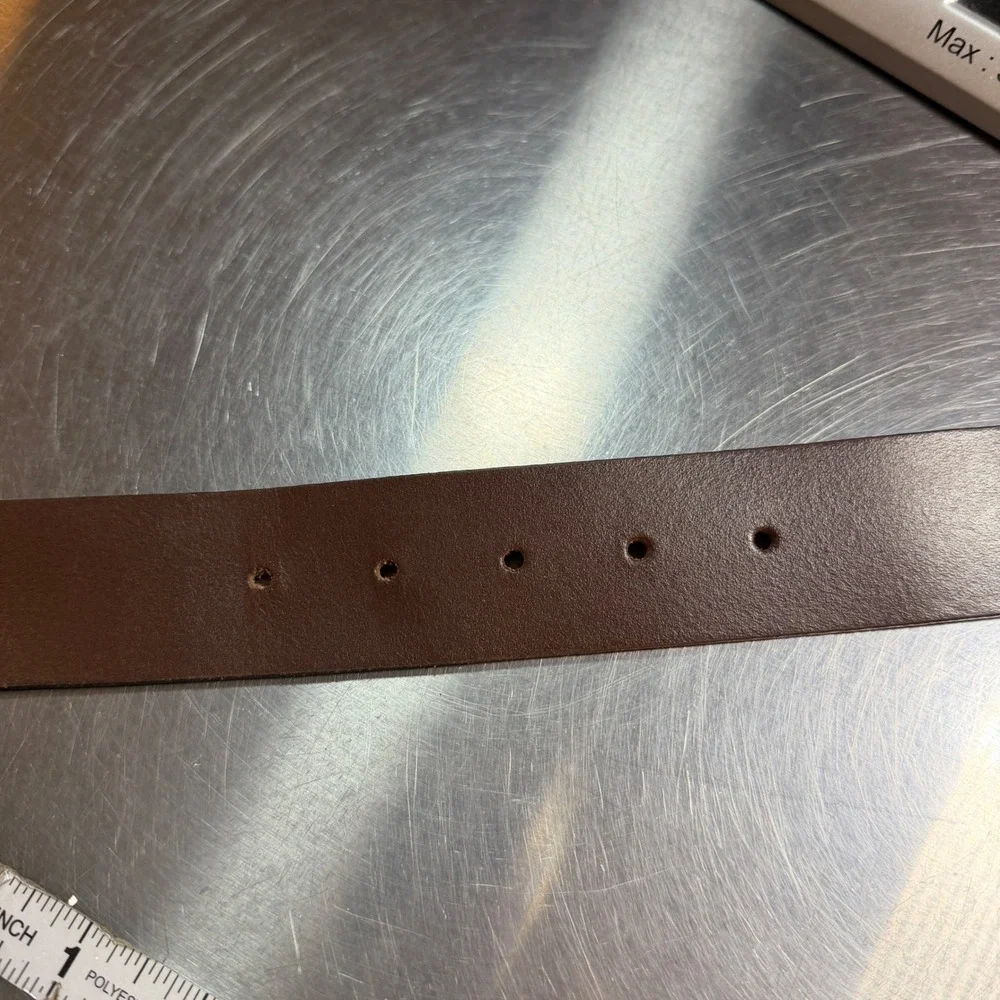 Hugo Boss Brown‎ Leather Belt Silver Buckle 95-36 Made In Romania